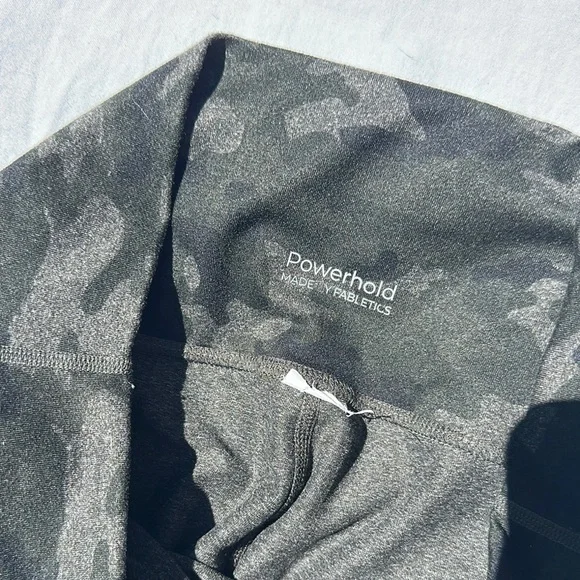 Fabletics Gray Leggings Sleek Fit - Picture 2 of 3